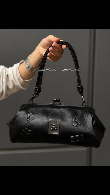 کیف miumiu مشکی یراق دار